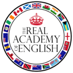 Logo circular de la academia de inglés de The Real Academy Of English con corona roja, texto central y banderas internacionales alrededor